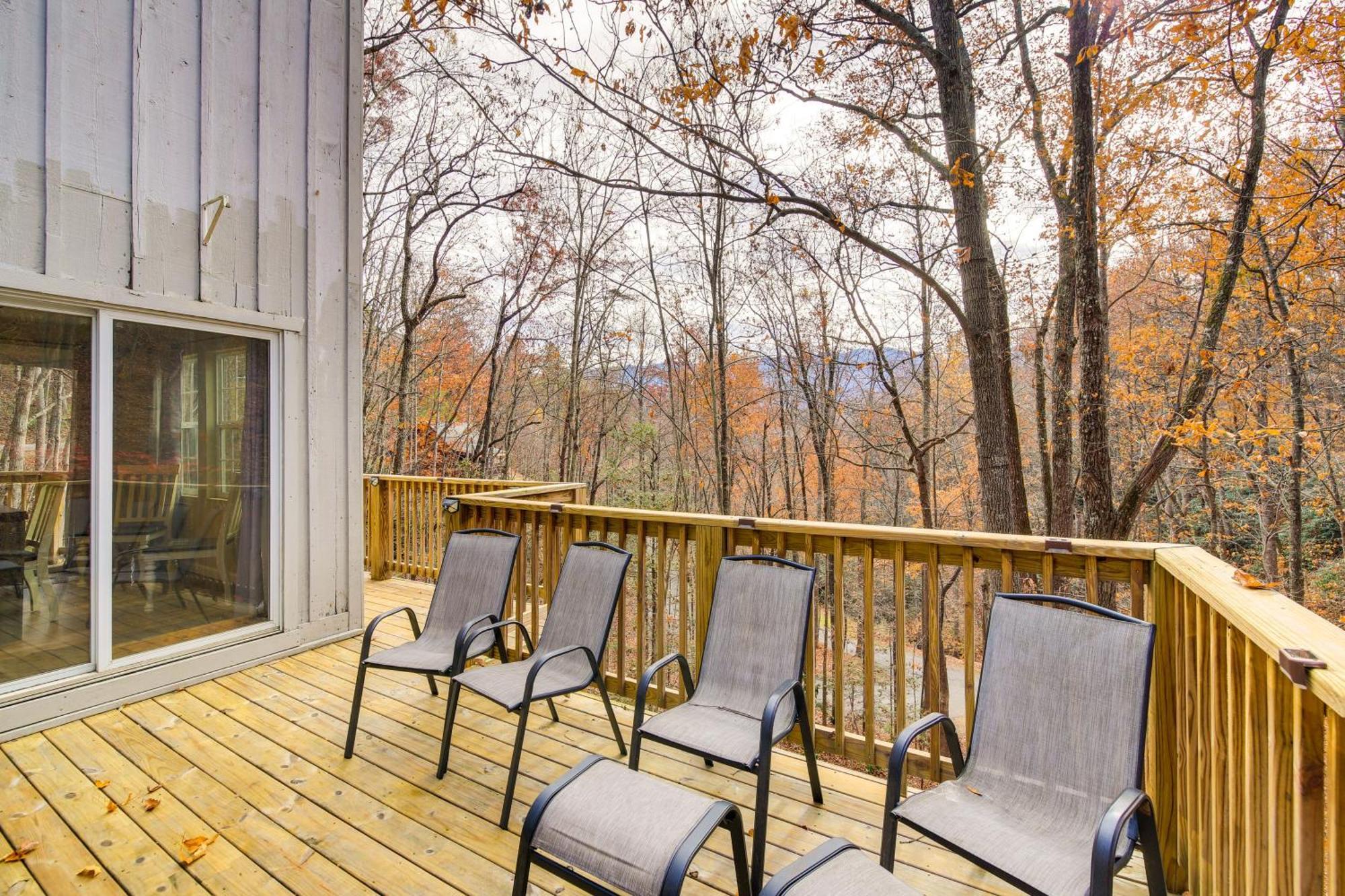 Updated Cobbly Nob Resort Home With Hot Tub! Гатлінбург Екстер'єр фото